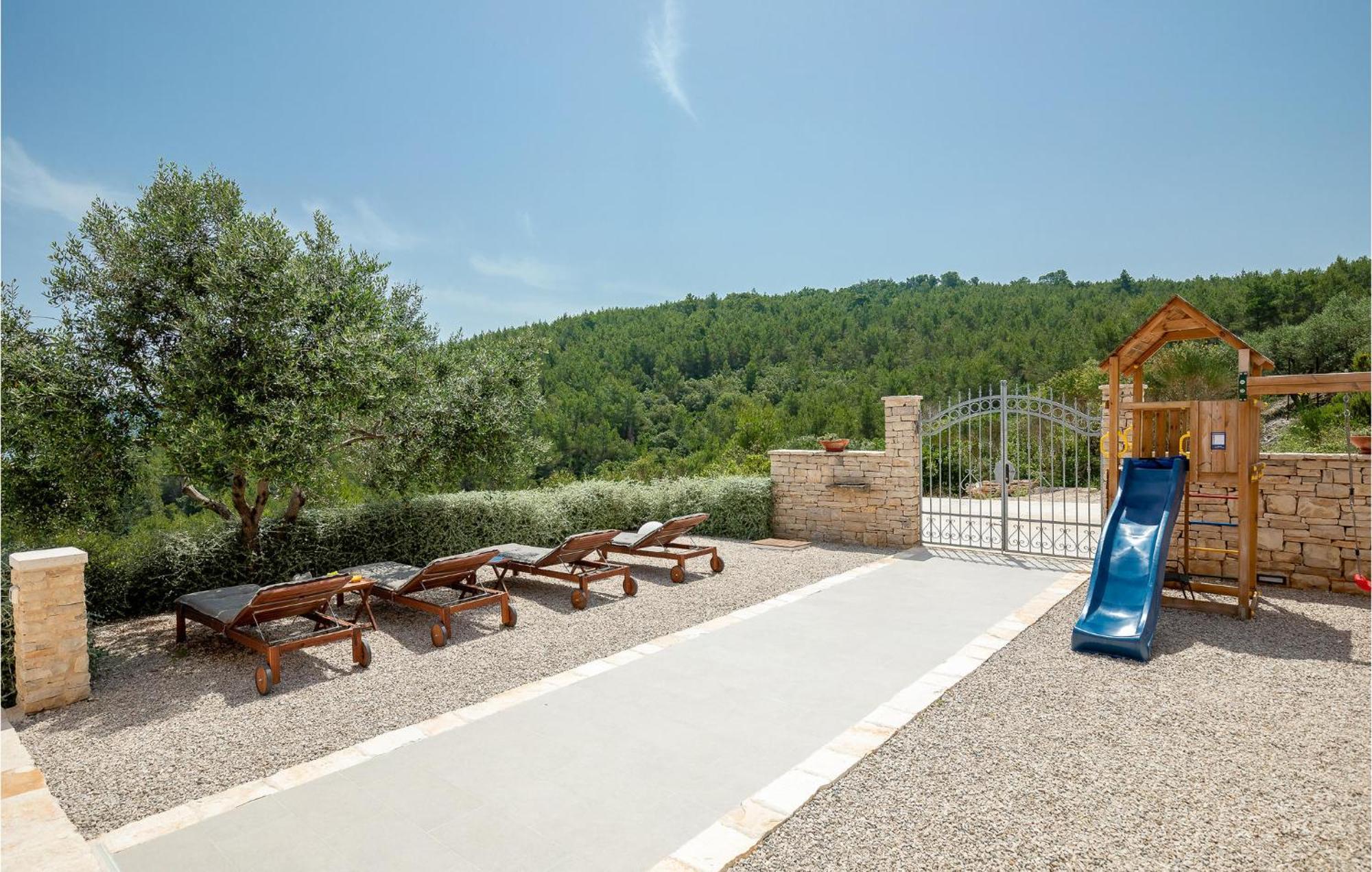 3 Bedroom Nice Home In Blato Blato  Exterior photo