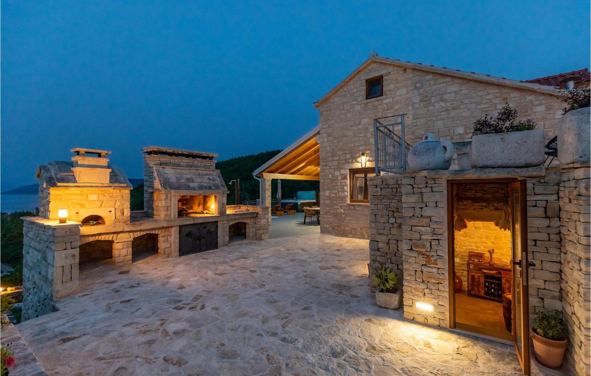3 Bedroom Nice Home In Blato Blato  Exterior photo
